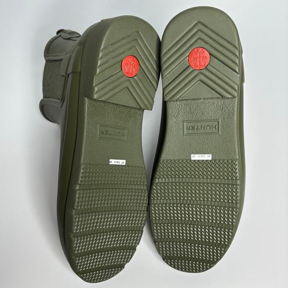 Hunter Original Refined Waterproof Chelsea Rain Boots in Ismarken Olive - Picture 10 of 11